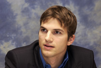 Ashton Kutcher Mouse Pad Z1G645285