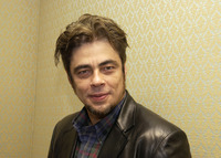 Benicio Del Toro Sweatshirt #1083833
