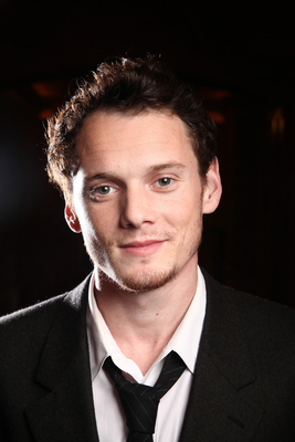 Anton Yelchin Poster Z1G650061