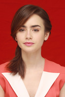 Lily Collins tote bag #Z1G665773
