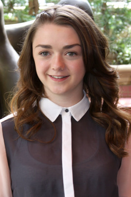 Maisie Williams Mouse Pad Z1G669109