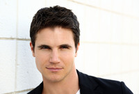 Robbie Amell Mouse Pad Z1G674212