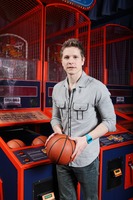 Matthew Czuchry Poster Z1G675683