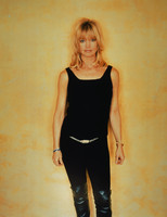 Goldie Hawn Longsleeve T-shirt #1118973