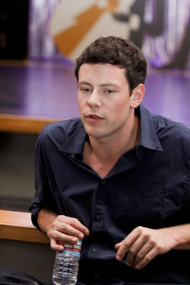 Cory Monteith Poster Z1G682178