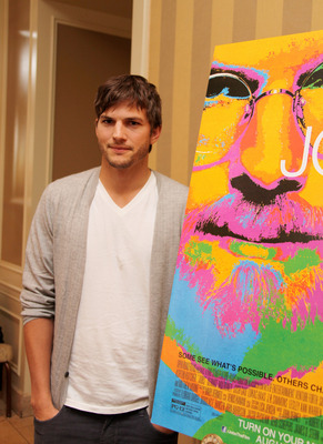 Ashton Kutcher tote bag #Z1G683601