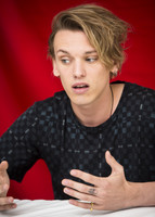 Jamie Campbell Bower Poster Z1G685194