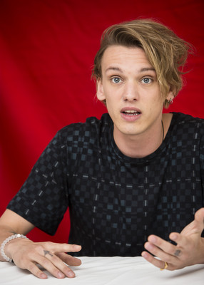 Jamie Campbell Bower Poster Z1G685199