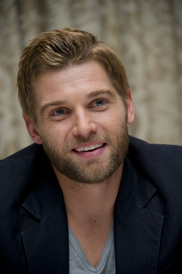 Mike Vogel Mouse Pad Z1G686057