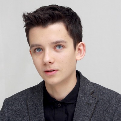 Asa Butterfield mouse pad