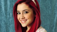 Ariana Grande hoodie #1133581