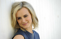 Taylor Schilling mug #Z1G691318