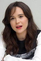 Ellen Page Poster Z1G694178