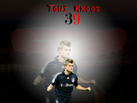 Toni Kroos Longsleeve T-shirt #1150503