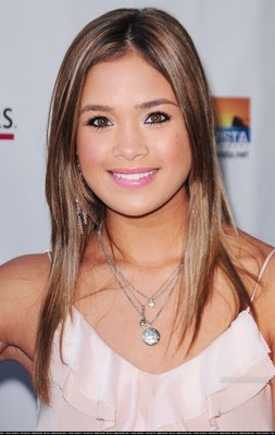 Nicole Gale Anderson Poster Z1G708440