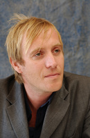 Rhys Ifans Mouse Pad Z1G708557