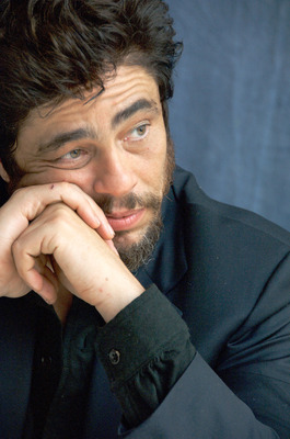 Benicio Del Toro Poster Z1G720381