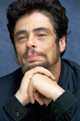 Benicio Del Toro Poster Z1G720385
