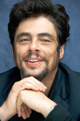 Benicio Del Toro Poster Z1G720387