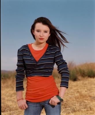 Emily Browning Poster Z1G73186