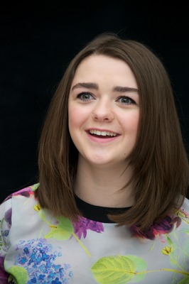 Maisie Williams Mouse Pad Z1G733392
