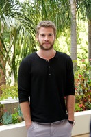 Liam Hemsworth hoodie #1194246