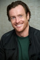 Toby Stephens Mouse Pad Z1G734122