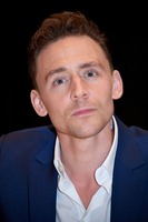 Tom Hiddleston Longsleeve T-shirt #1195495