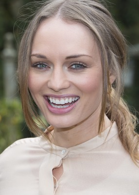 Laura Haddock Mouse Pad Z1G737873
