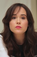 Ellen Page Poster Z1G743148