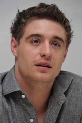 Max Irons Mouse Pad Z1G747849
