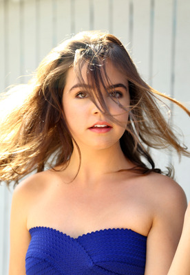 Bailee Madison Poster Z1G750314