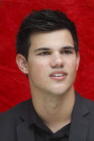 Taylor Lautner Longsleeve T-shirt #1216078