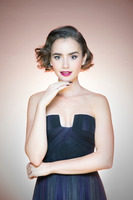 Lily Collins Poster Z1G753010