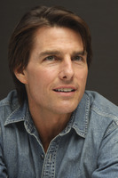 Tom Cruise Longsleeve T-shirt #1219271