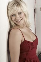 Suzanne Shaw Poster Z1G759084