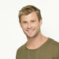 Chris Hemsworth hoodie #1230018