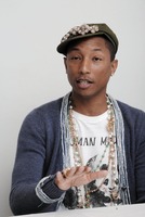 Pharrell Williams Longsleeve T-shirt #1231887