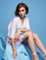 Lily Collins Poster Z1G766471