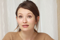 Emily Browning Poster Z1G767531