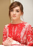 Maisie Williams Mouse Pad Z1G776485