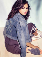 Selena Gomez Longsleeve T-shirt #1246457