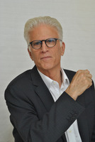 Ted Danson Poster Z1G790900