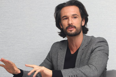 Rodrigo Santoro Poster Z1G828250