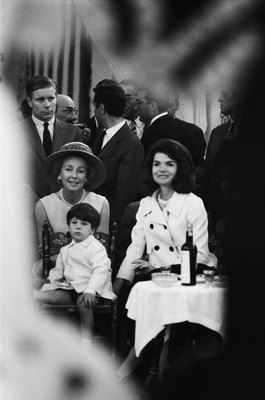 Jacqueline Kennedy Onassis Poster Z1G845226