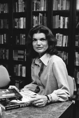 Jacqueline Kennedy Onassis Poster Z1G845228