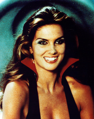 Caroline Munro Poster Z1G848428