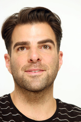 Zachary Quinto Poster Z1G857864