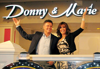 Donny & Marie Osmond Poster Z1G890774