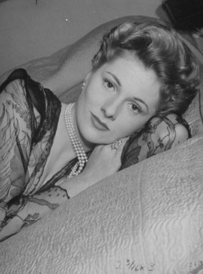 Joan Fontaine Mouse Pad Z1G914615
